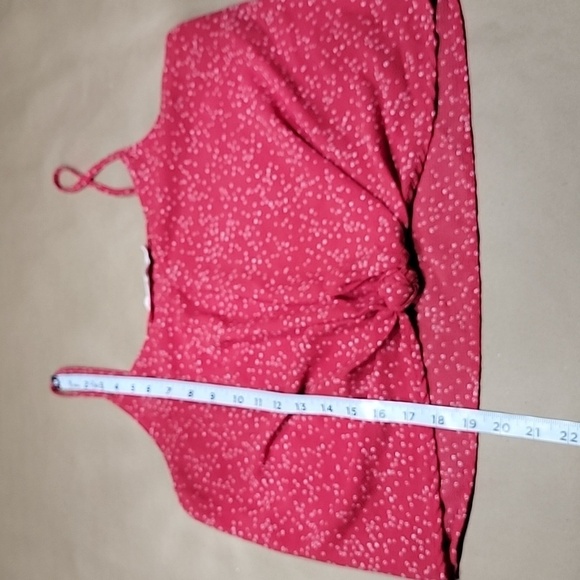 Lush Size M Berry-Cream Devon Knot Front Cami Blouse. Sleeveless, Exc Used Cond - Picture 9 of 12